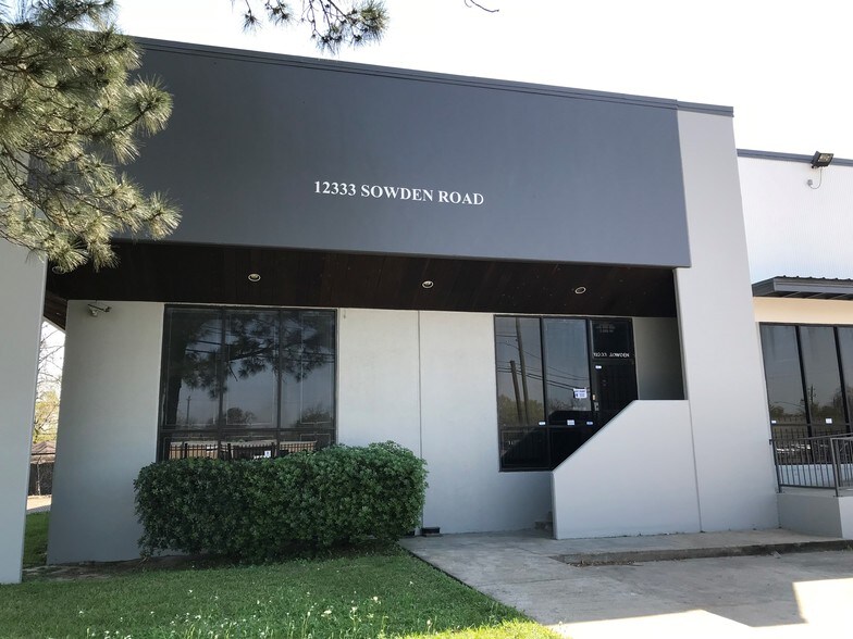 More Photos Of 12333 Sowden Rd, Houston Warehouse For Lease