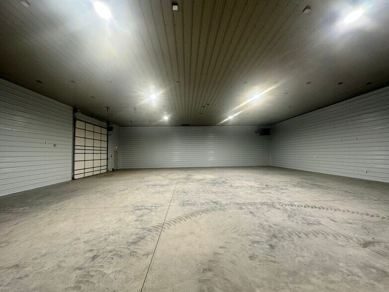More Photos Of 2549 Cottontail rd, Bozeman Warehouse For Lease