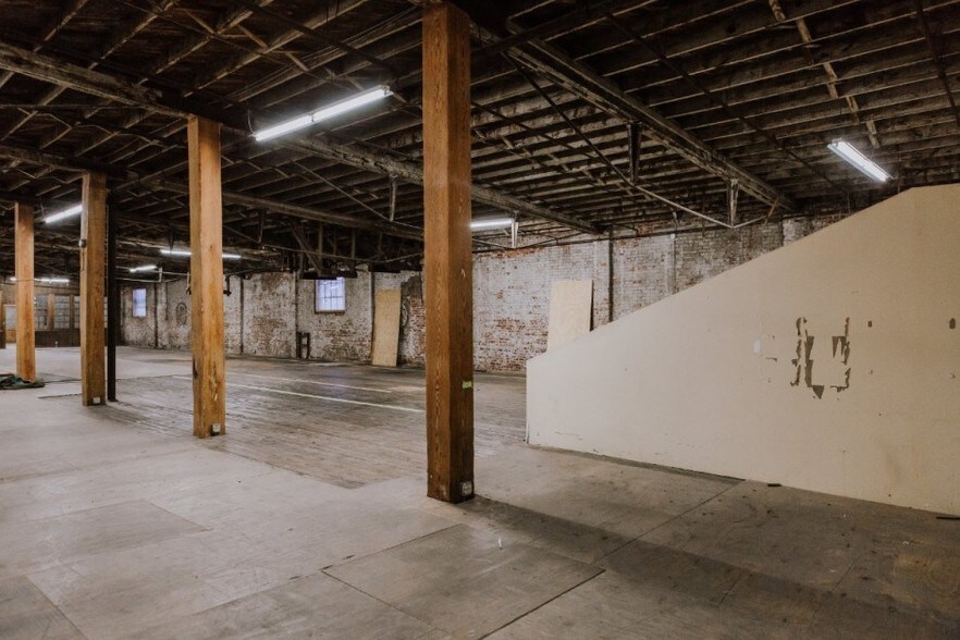 More Photos Of 1201 4th Ave S, Nashville Office For Lease