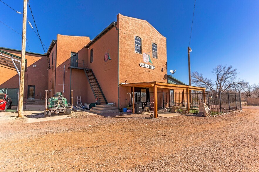 More Photos Of 708 Fremont St, Penrose Freestanding For Sale