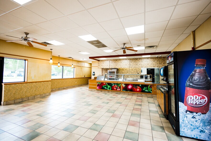 More Photos Of 417 N Saint John St, Bethany Restaurant For Sale