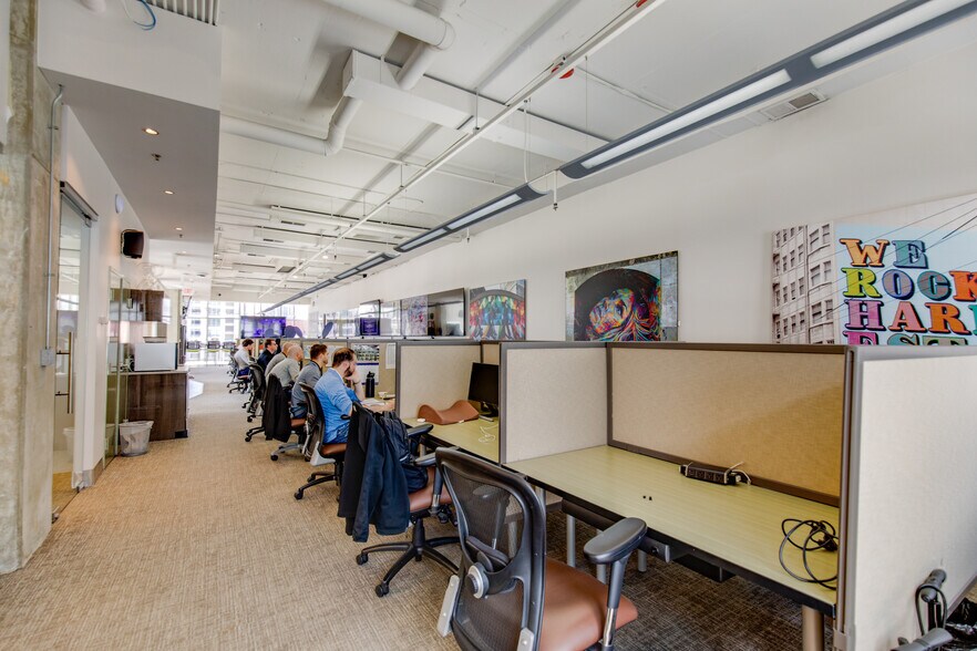 More Photos Of 116 W Hubbard St, Chicago Office For Lease
