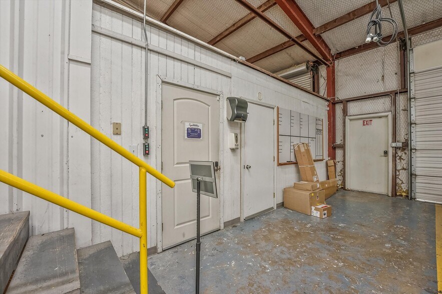 More Photos Of , Granbury Unknown For Sale