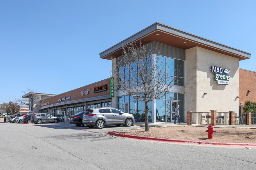 Primary Photo Of 455 University Blvd, Round Rock Storefront Retail Office For Sale