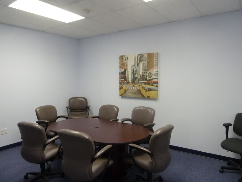 More Photos Of 43 Newburgh Rd, Hackettstown Office For Lease