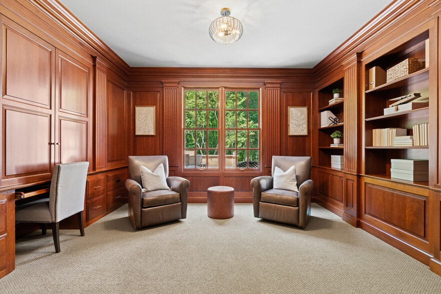 More Photos Of 5455 Plantation Rd, Sunbury Lodge Meeting Hall For Sale