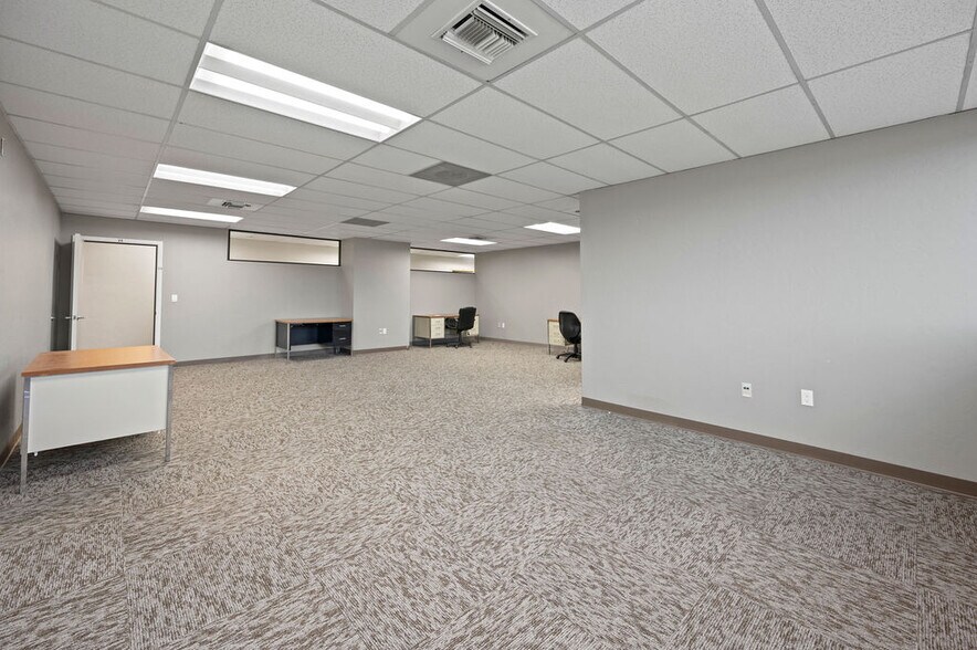 More Photos Of 2768 Compass Dr, Grand Junction Office For Lease