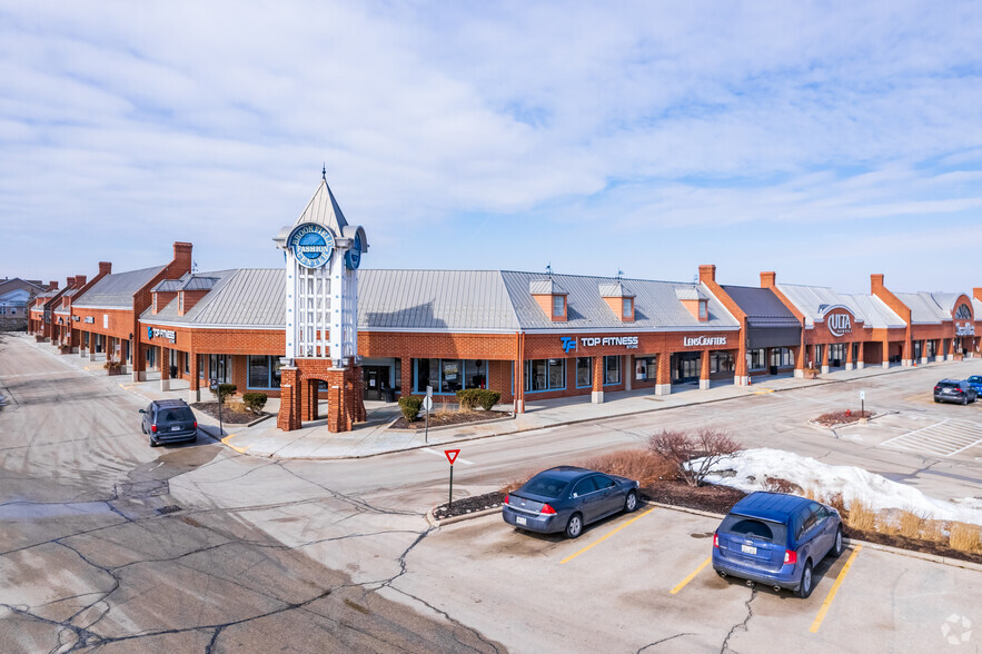 More Photos Of 16700-17000 W Bluemound Rd, Brookfield Unknown For Lease