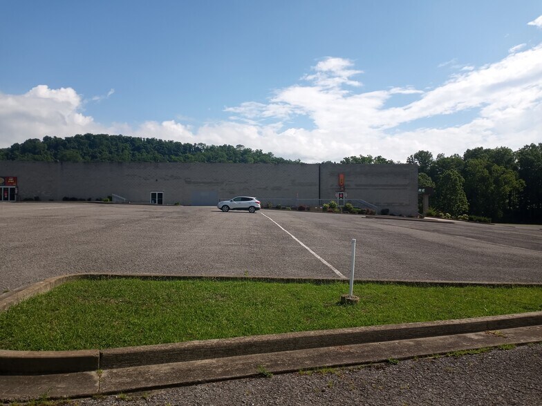 More Photos Of , Clarksburg General Retail For Sale