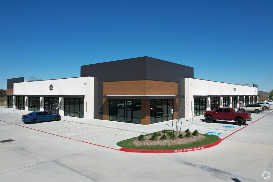 Primary Photo Of 6002 FM 3180 Rd, Baytown General Retail For Lease