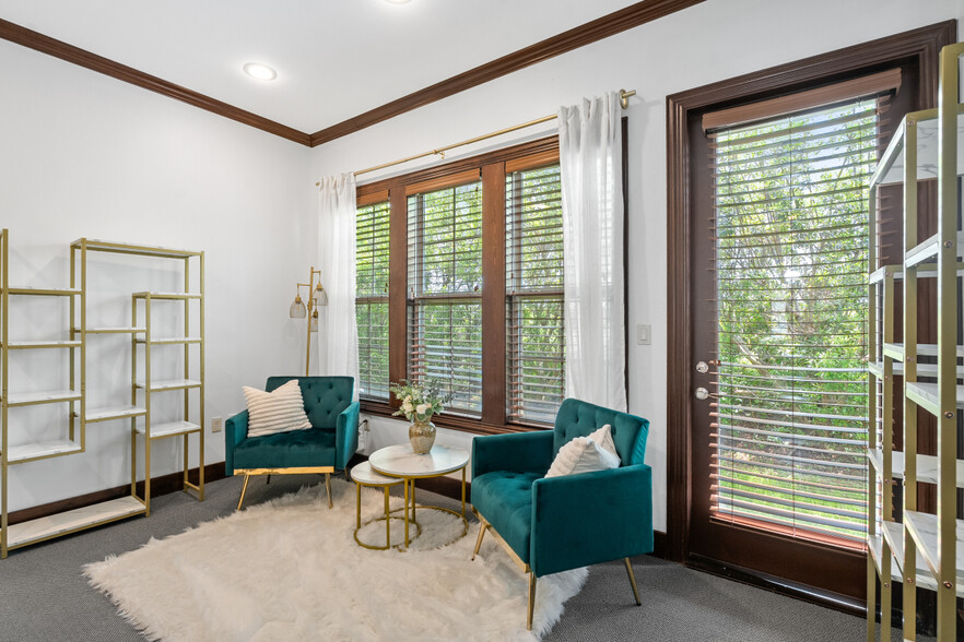 More Photos Of 6115 New Copeland Rd, Tyler Medical For Sale