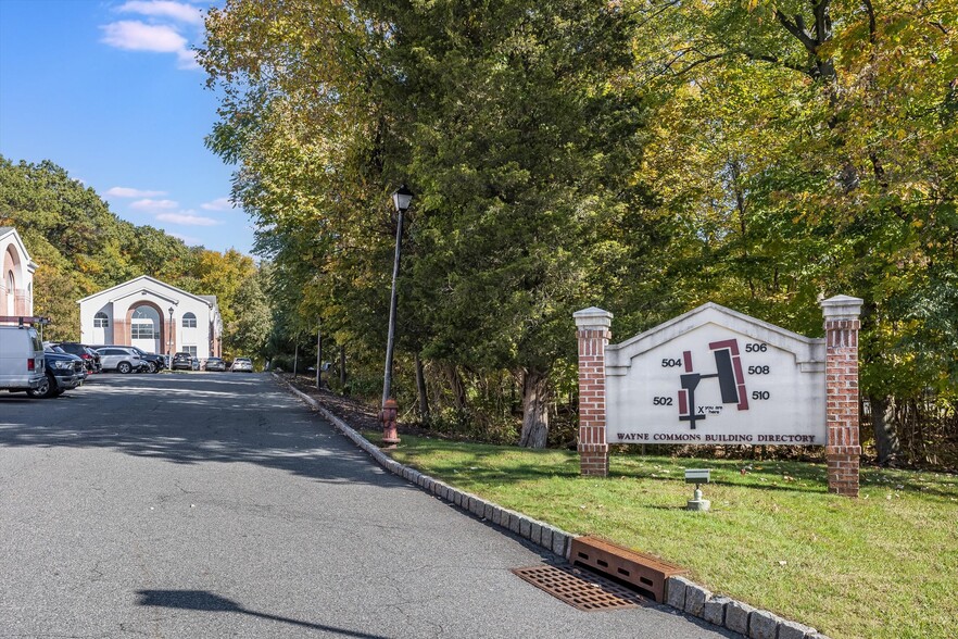 More Photos Of 504 Hamburg Tpke, Wayne Medical For Sale