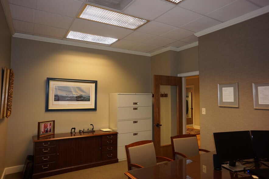 More Photos Of 730 17th St, Denver Office For Sale