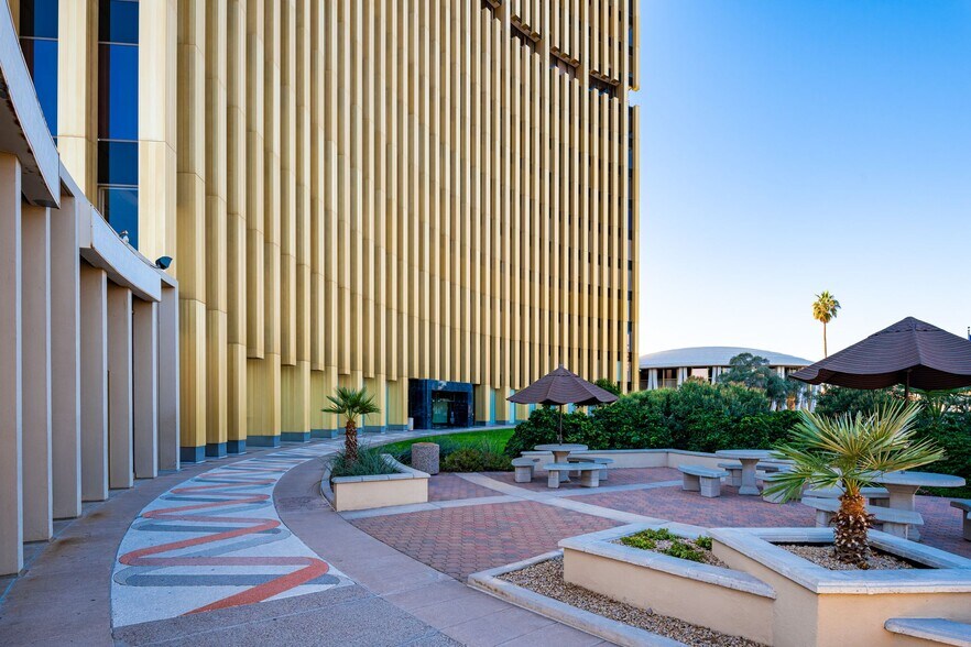 More Photos Of 3443 N Central Ave, Phoenix Office For Lease