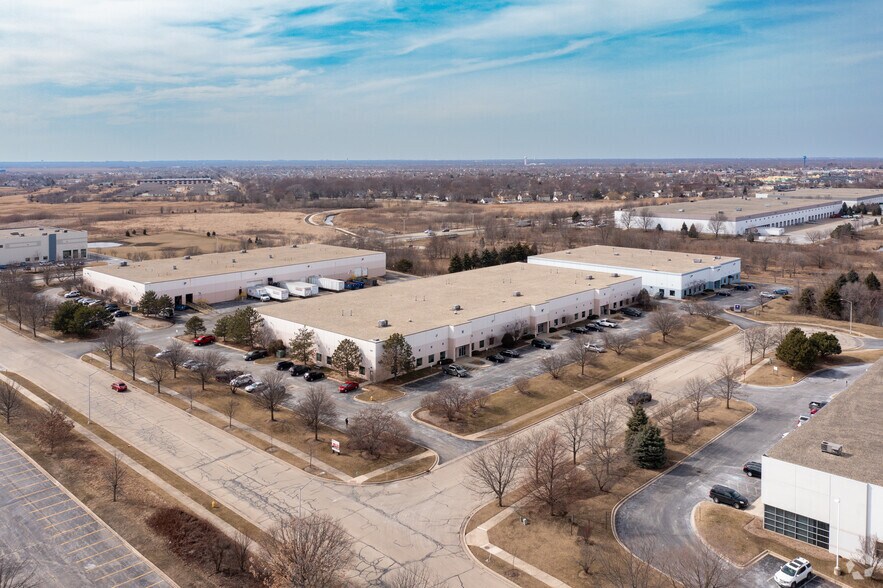 More Photos Of 510 Territorial Dr, Bolingbrook Manufacturing For Lease