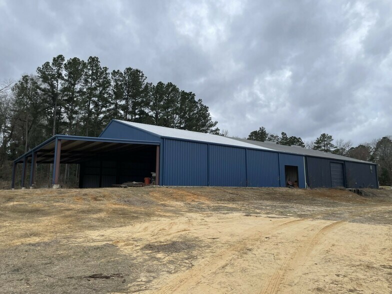 More Photos Of 14933 FM 2964, Tyler Warehouse For Lease
