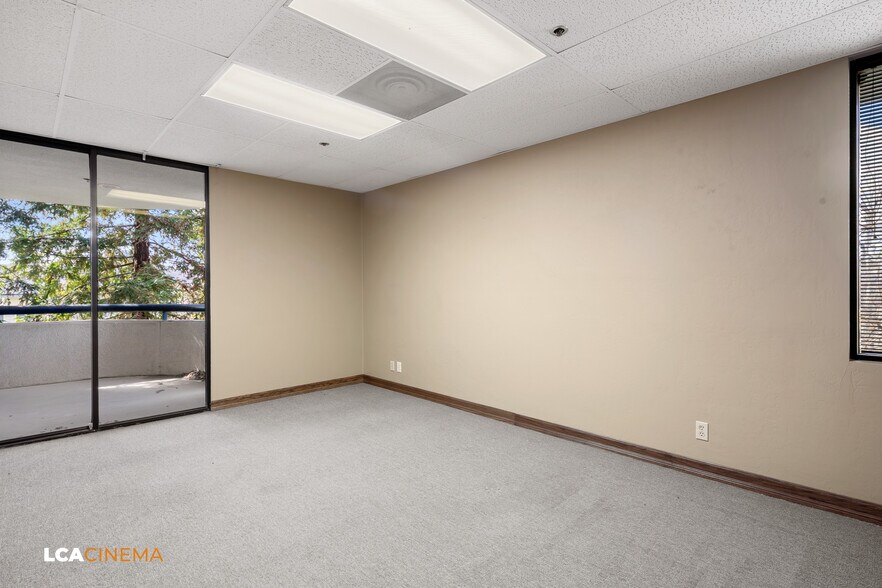 More Photos Of 841 Mohawk St, Bakersfield Medical For Lease