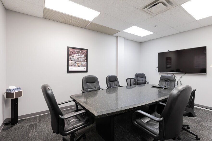 More Photos Of 30781 Simpson Rd, Abbotsford Warehouse For Lease