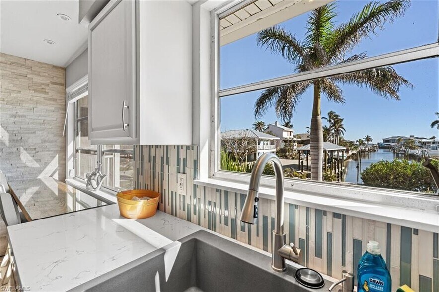 More Photos Of 423 Lazy Way, Fort Myers Beach Apartments For Sale