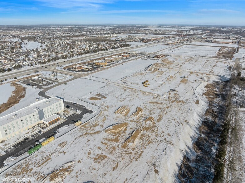 More Photos Of 13000 S Il Route 47, Huntley Land For Lease