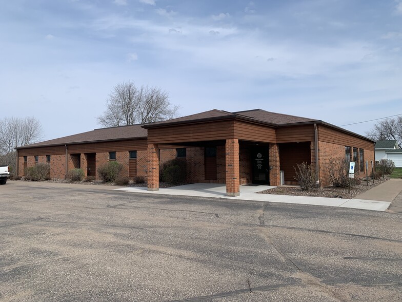 Primary Photo Of 305 S Highway 27, Cadott Medical For Sale