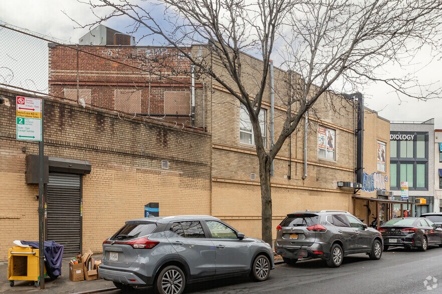 More Photos Of 54-32-54-60 Myrtle Ave, Ridgewood Storefront For Lease