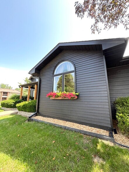 More Photos Of 156 N Franklin St, Mondovi Healthcare For Sale