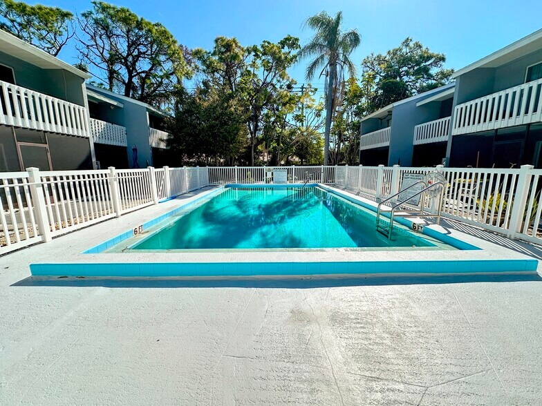 More Photos Of 2740-2748 Proctor Rd, Sarasota Apartments For Sale
