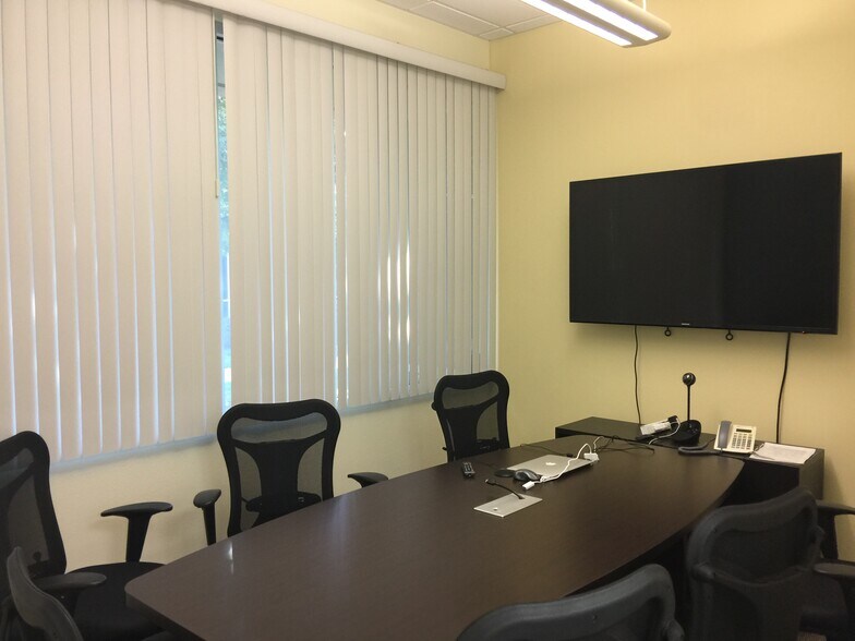 More Photos Of 1450 Drew Ave, Davis Office For Lease