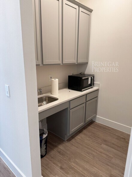 More Photos Of 3835 County Road 175 rd, Leander Unknown For Lease