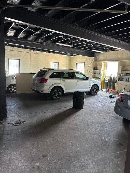 More Photos Of 1103 State Ave, Kansas City Warehouse For Sale