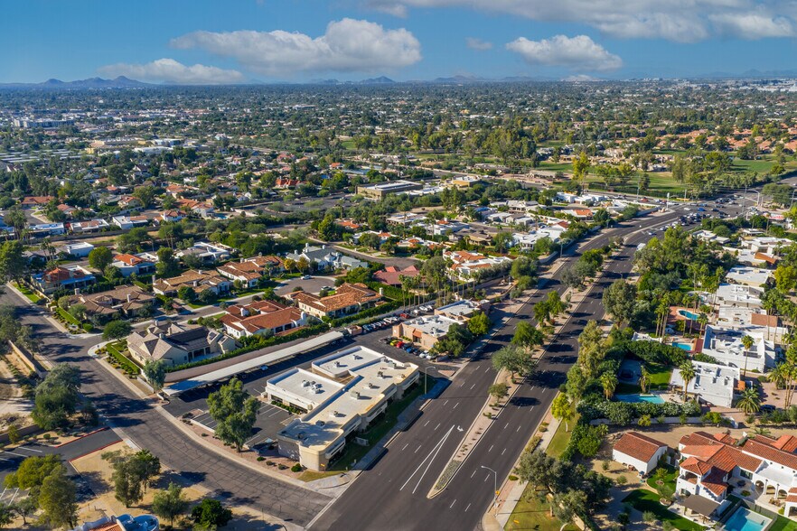 More Photos Of 10304 N Hayden Rd, Scottsdale Office For Sale
