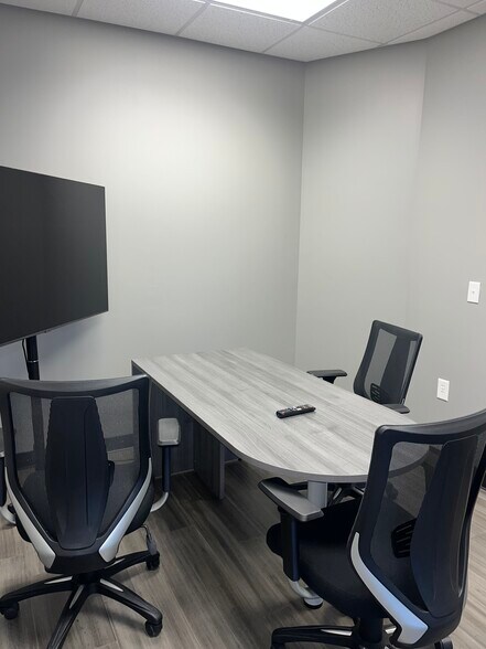 More Photos Of 3333 Aspen Grove Dr, Franklin Office For Sale