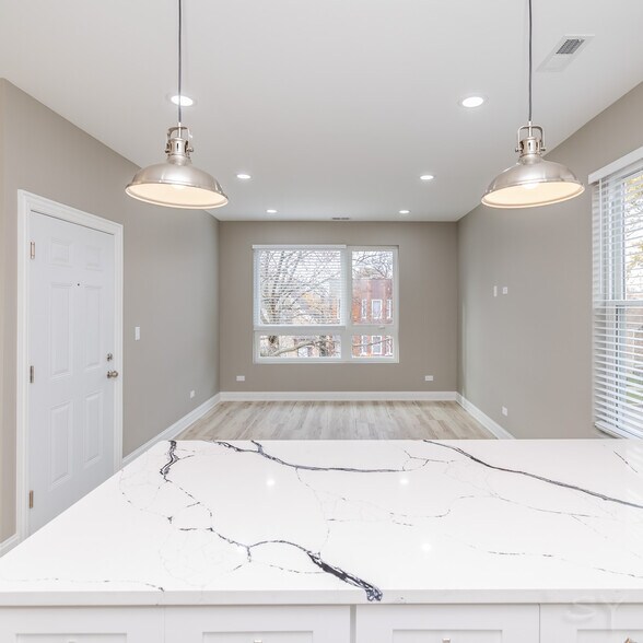More Photos Of 851 Springfield ave, Chicago Apartments For Sale