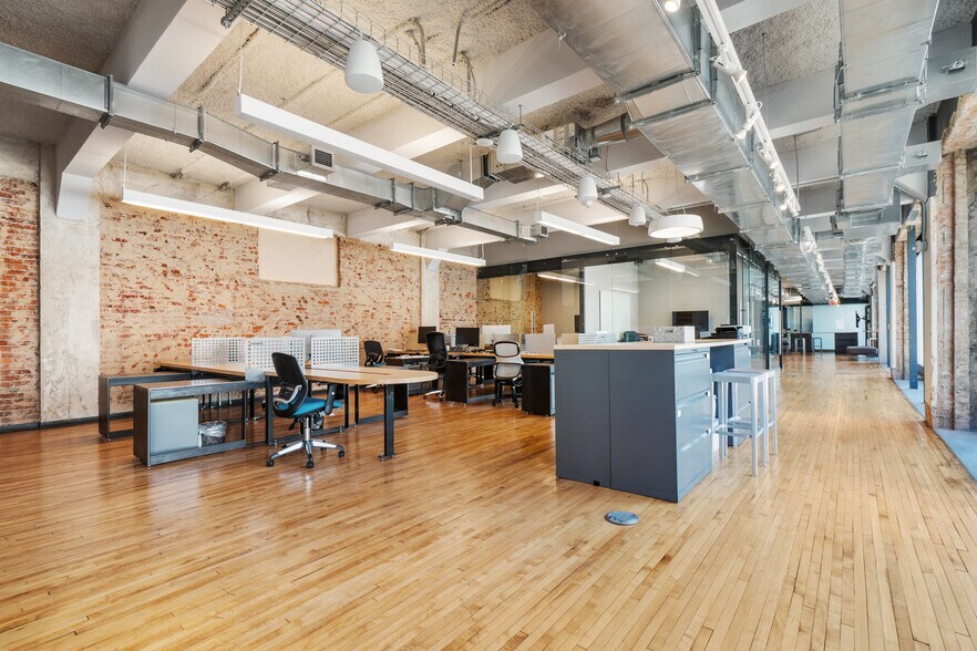 More Photos Of 612 W Hamilton St, Allentown Office For Lease