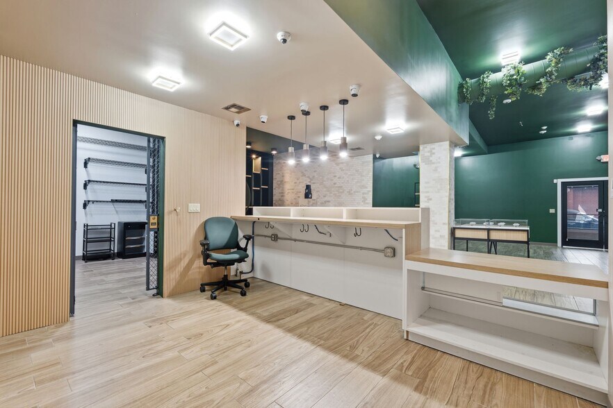 More Photos Of 36 Congress St, Jersey City General Retail For Sale