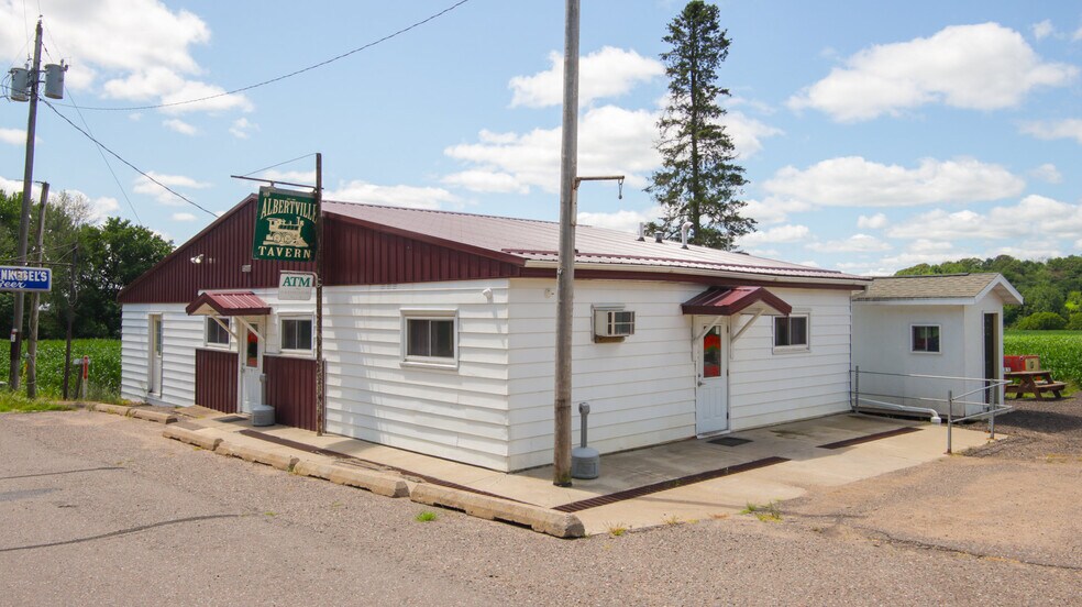 More Photos Of 8114 35th St, Colfax Restaurant For Sale