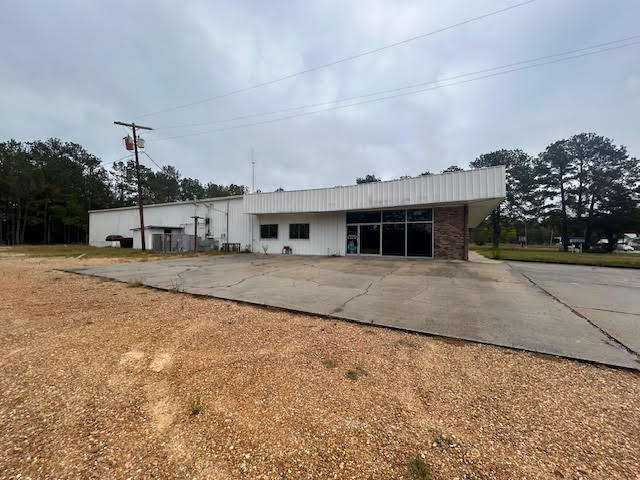 More Photos Of 108 Old Highway 98 E, Tylertown Auto Dealership For Sale