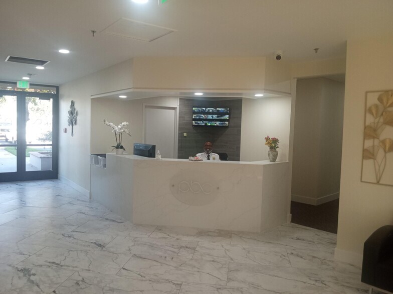 More Photos Of 5065 Deer Valley Rd, Antioch Medical For Lease