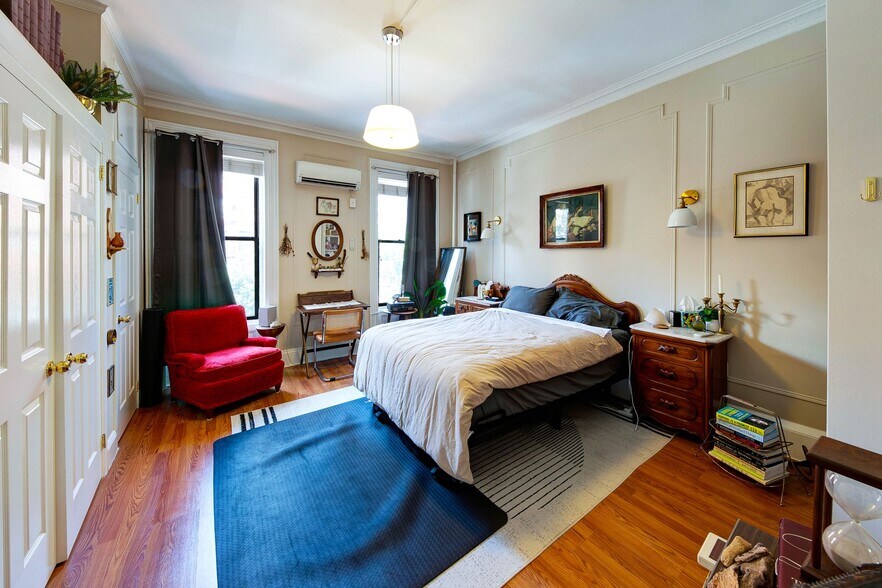 More Photos Of 1429 Third Ave, New York Apartments For Sale