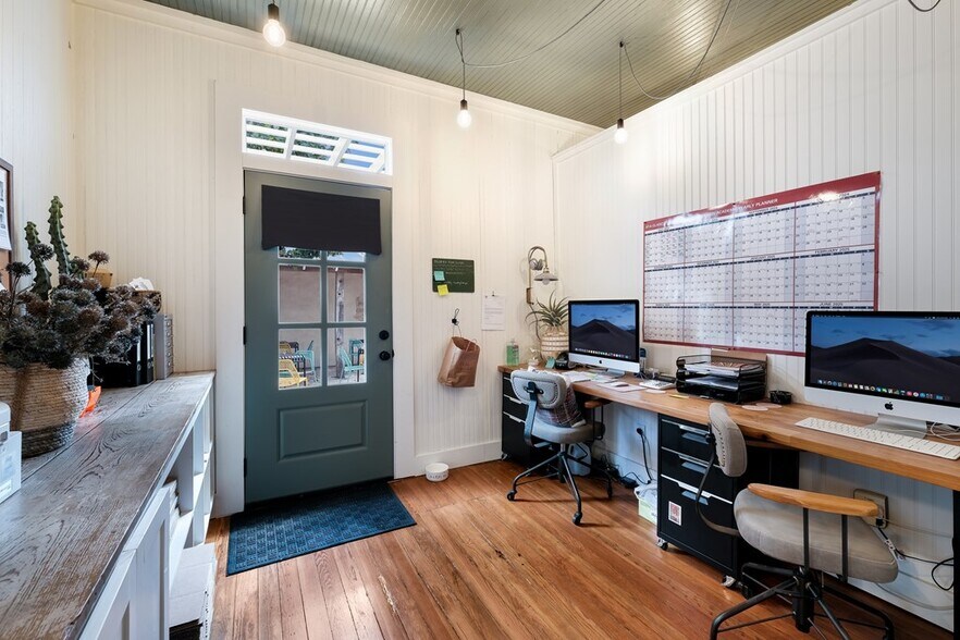 More Photos Of 632-636 High St, Comfort General Retail For Sale