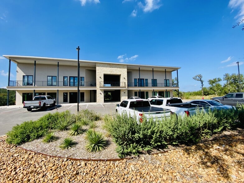 More Photos Of 1878 Herbelin Rd, New Braunfels Office For Lease