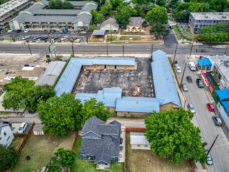 2627 Manor Rd, Austin, TX 78722 Hotel For Sale