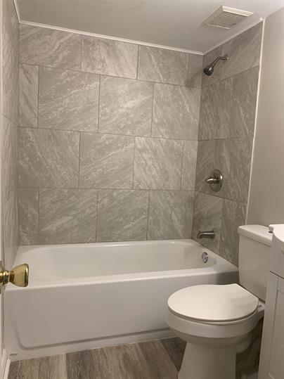 More Photos Of 101 Waldorf Pky, Syracuse Multifamily For Sale