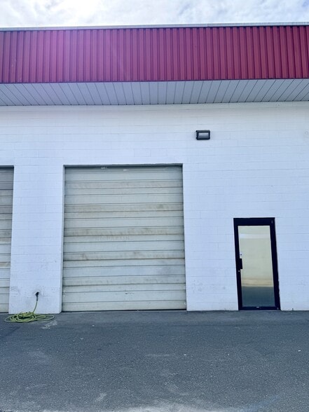 More Photos Of 19640 Landmark Way, Langley Warehouse For Lease