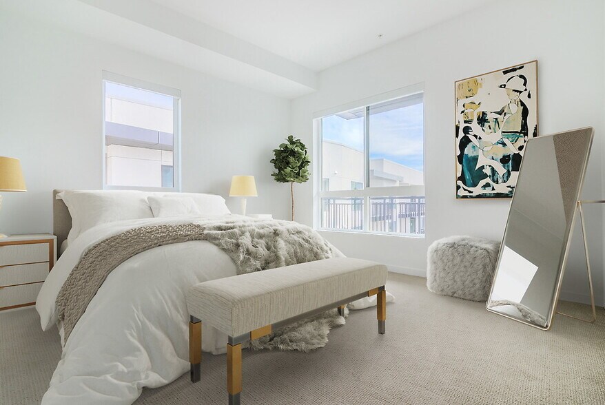 More Photos Of 6240 W Sunset Blvd, Los Angeles Apartments For Lease
