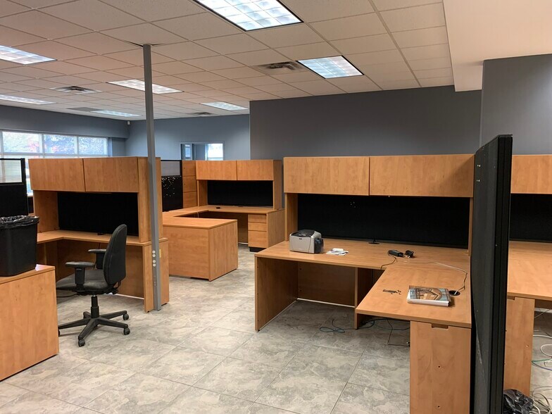 More Photos Of 5 Hyland Dr, Blenheim Manufacturing For Lease