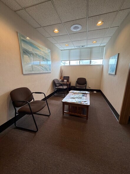 More Photos Of 480 Elm Pl, Highland Park Office For Sale