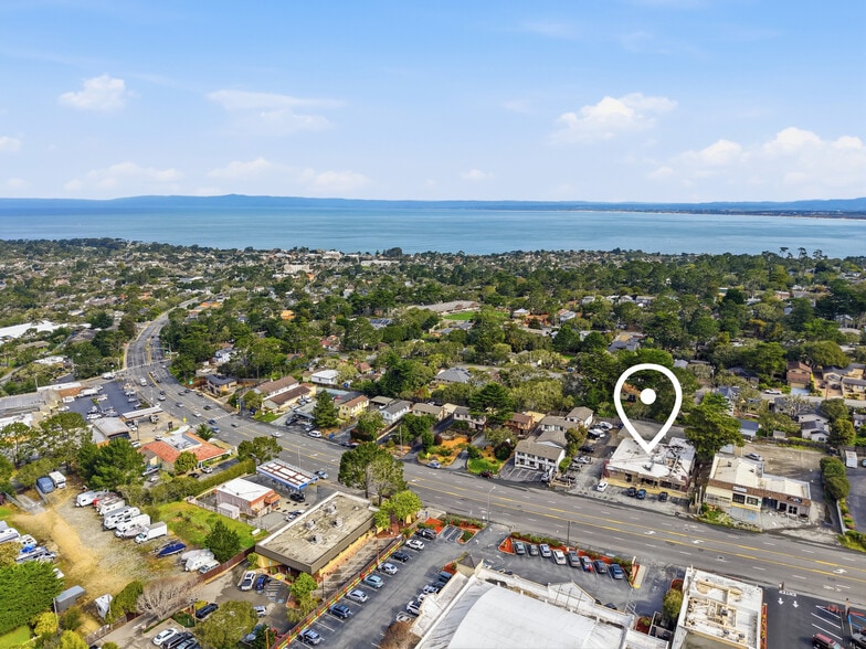 More Photos Of 1157 Forest Ave, Pacific Grove Freestanding For Sale