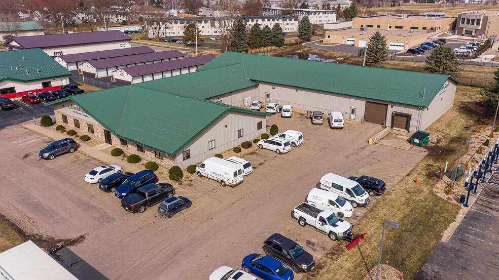 Primary Photo Of 835 38th St NW, Rochester General Retail For Lease